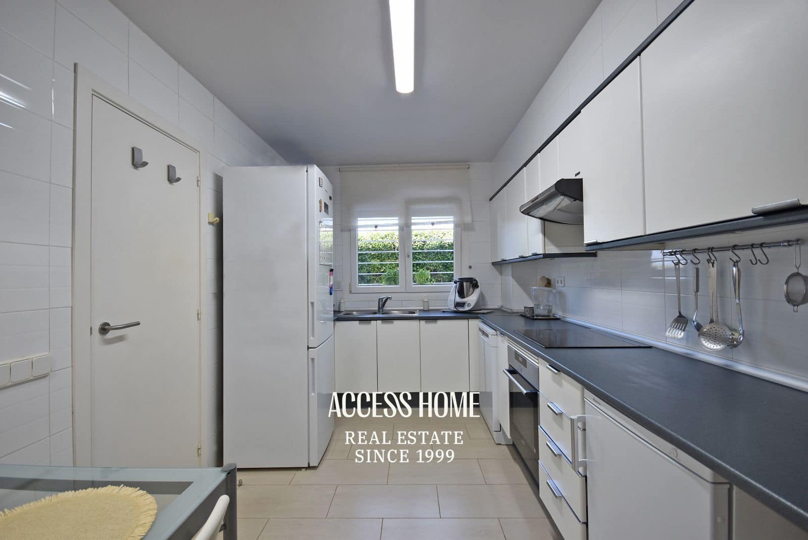 5 Zimmer Haus zu verkaufen in Premia de Mar mit Pool Garage - 690.000 € (Ref: 9941488)
