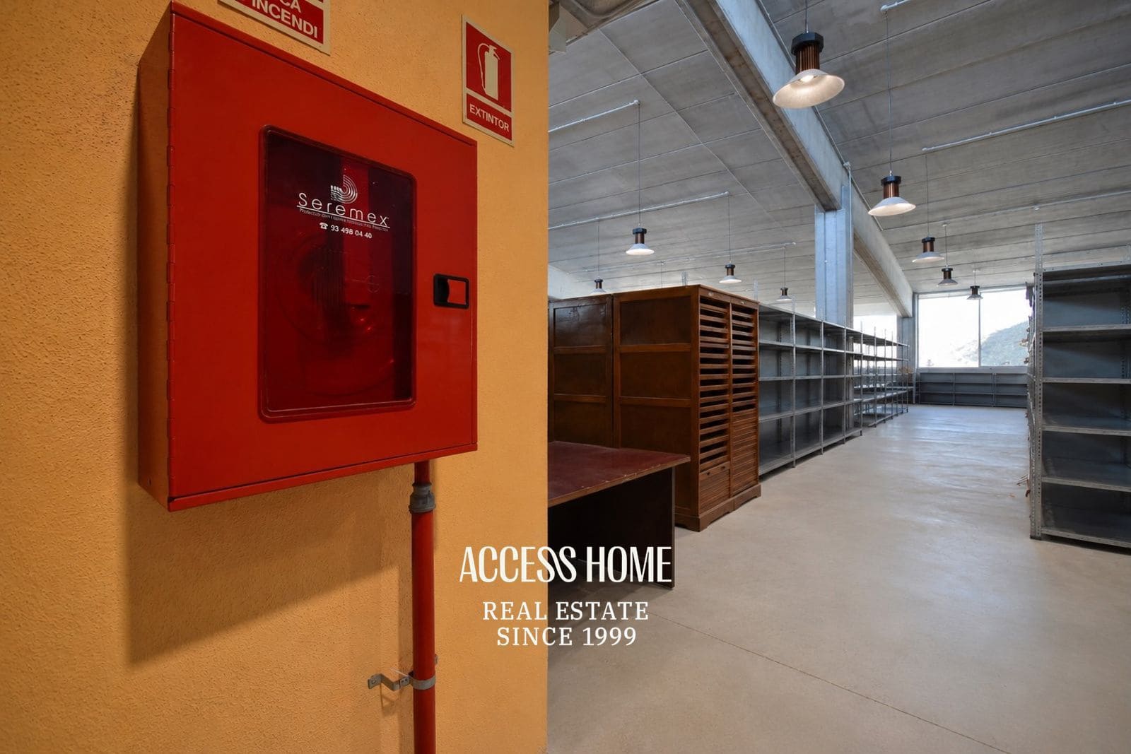 Kontor til salgs i Badalona - € 595 000 (Ref: 9956088)