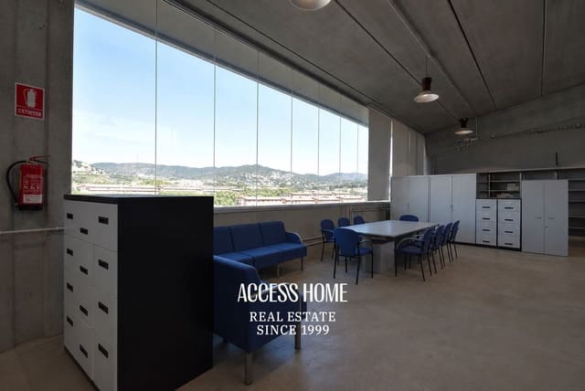 Kontor til salgs i Badalona - € 595 000 (Ref: 9956088)