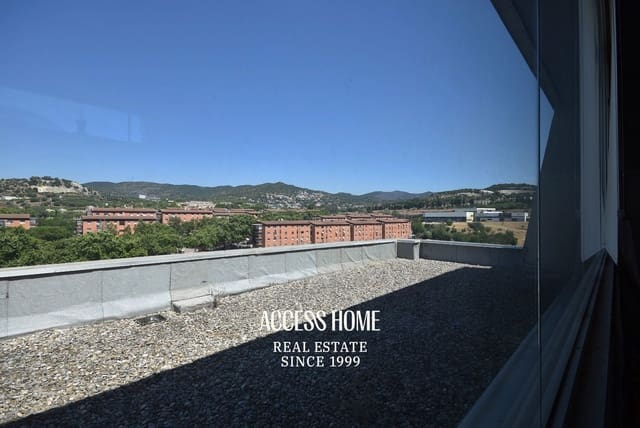 Kontor til salgs i Badalona - € 595 000 (Ref: 9956088)