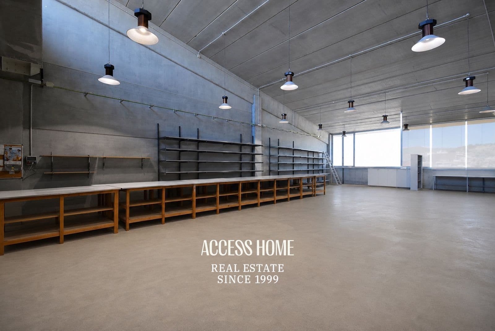 Kontor til salgs i Badalona - € 595 000 (Ref: 9956088)