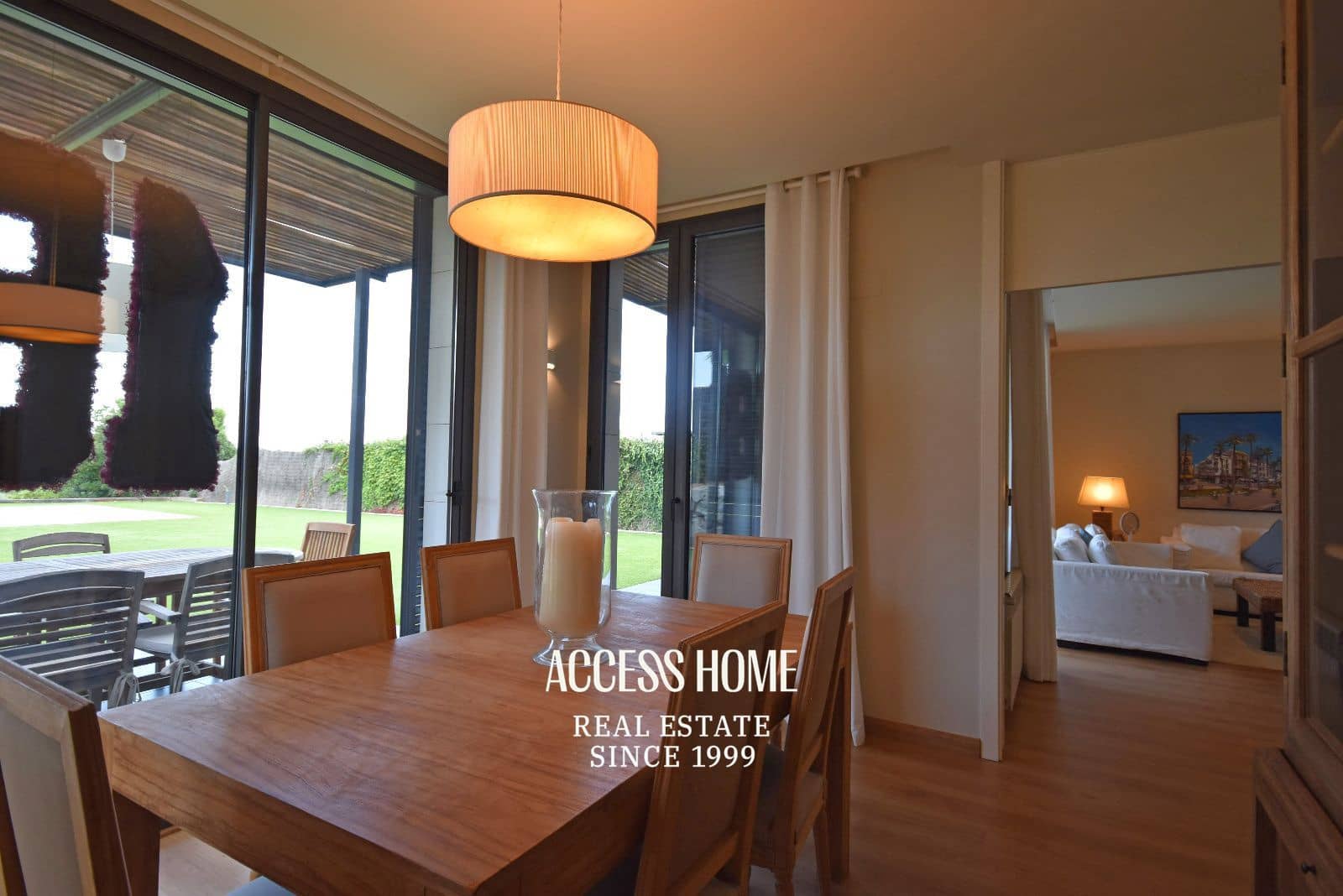 4 bedroom Villa for rent in Sant Vicenc de Montalt with pool garage - € 3,500 (Ref: 9961233)
