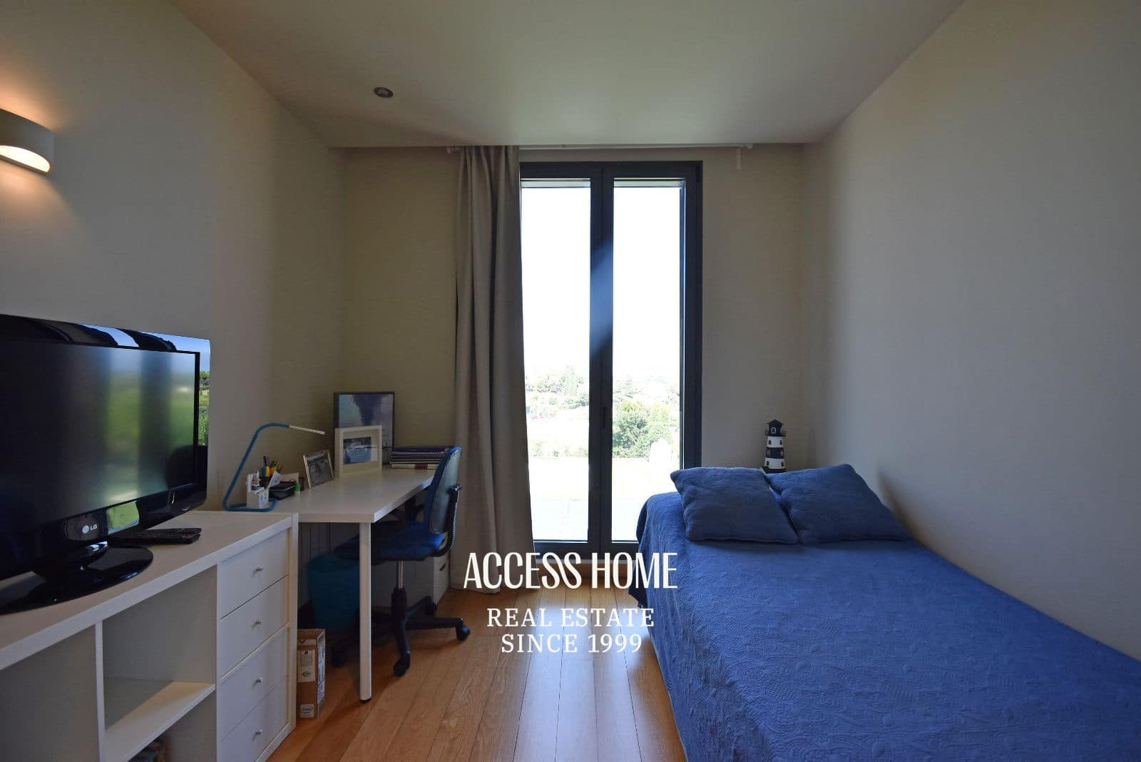 4 bedroom Villa for rent in Sant Vicenc de Montalt with pool garage - € 3,500 (Ref: 9961233)