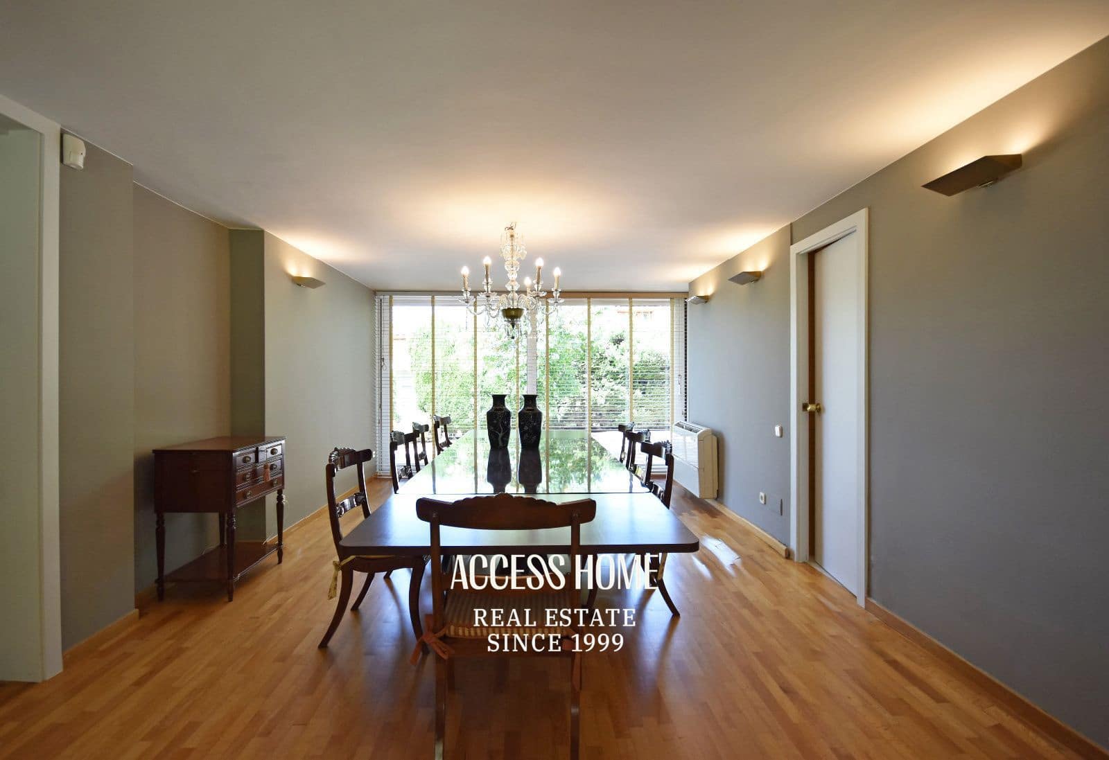 4 bedroom Villa for sale in Sant Vicenc de Montalt with pool garage - € 1,550,000 (Ref: 9965918)