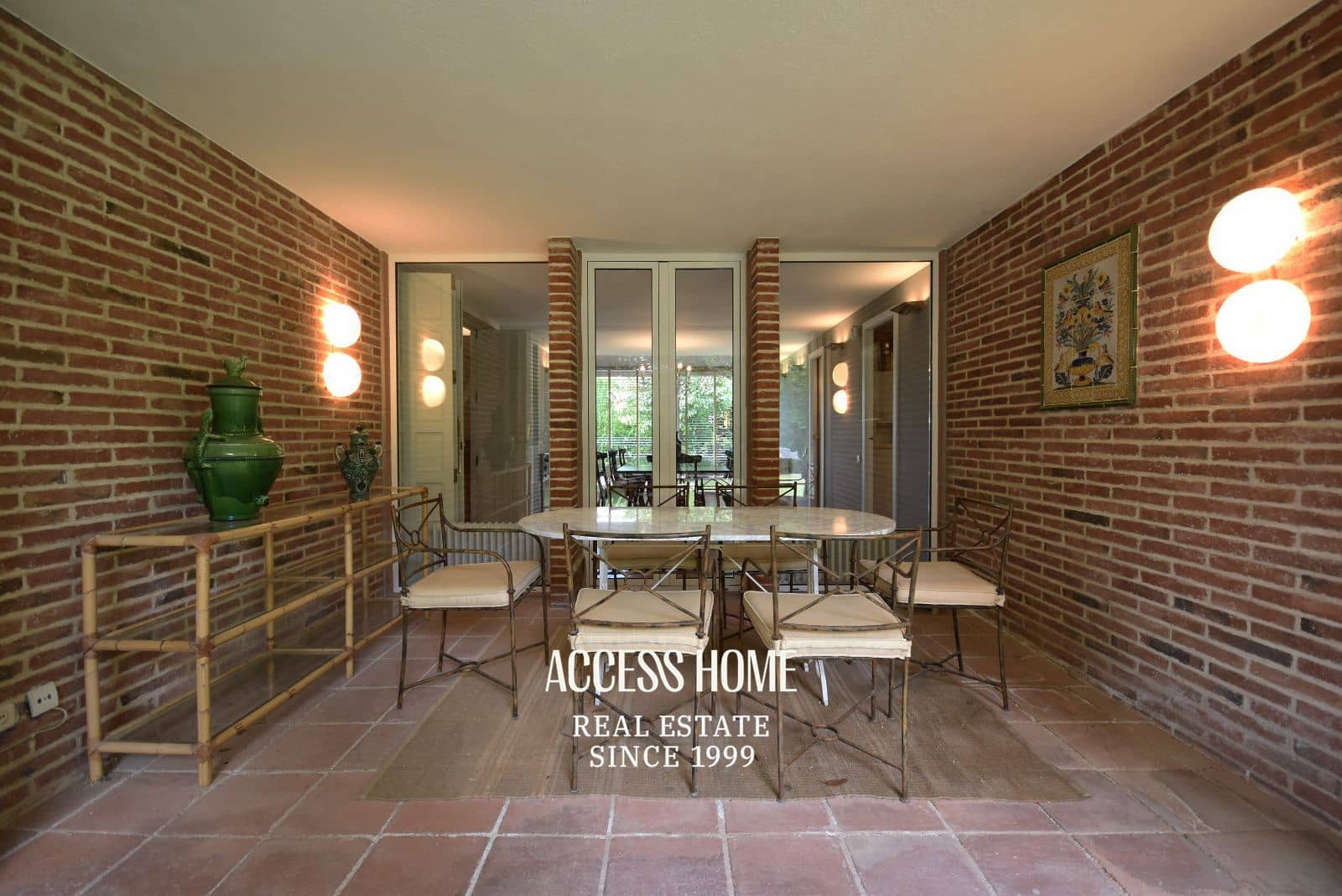 4 bedroom Villa for sale in Sant Vicenc de Montalt with pool garage - € 1,550,000 (Ref: 9965918)