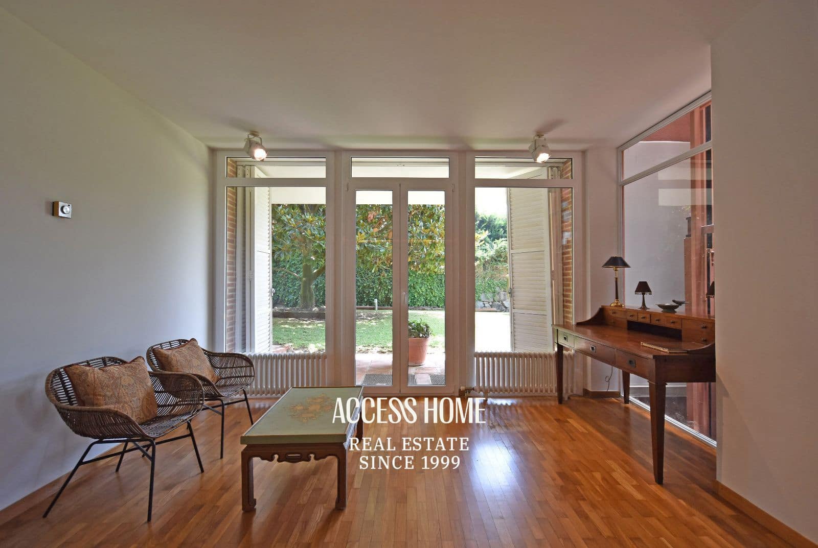 4 bedroom Villa for sale in Sant Vicenc de Montalt with pool garage - € 1,550,000 (Ref: 9965918)