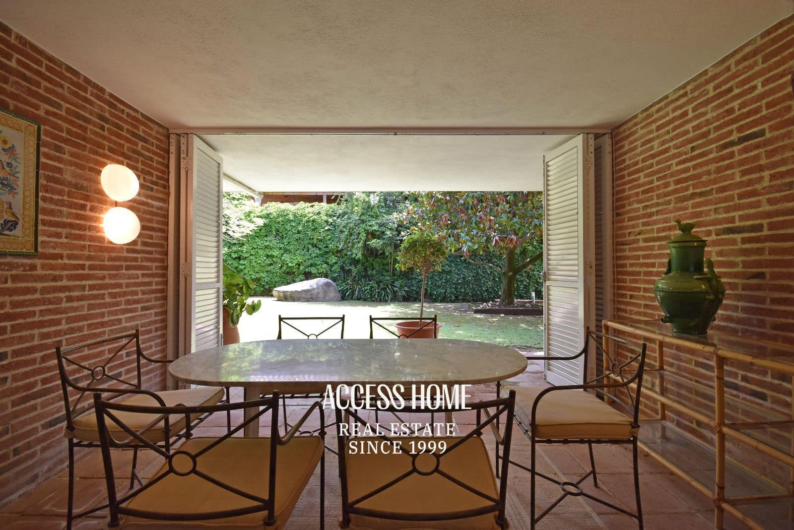 4 bedroom Villa for sale in Sant Vicenc de Montalt with pool garage - € 1,550,000 (Ref: 9965918)