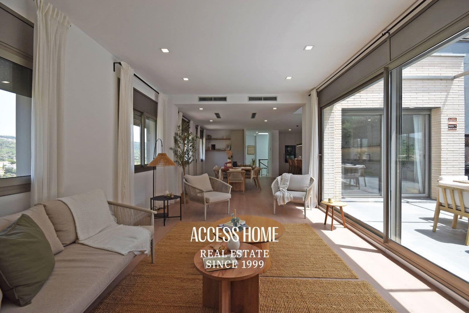 Chalet de 4 habitaciones en Alella en venta con piscina garaje - 1.045.000 € (Ref: 9974344)