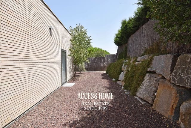 Chalet de 4 habitaciones en Alella en venta con piscina garaje - 1.045.000 € (Ref: 9974344)