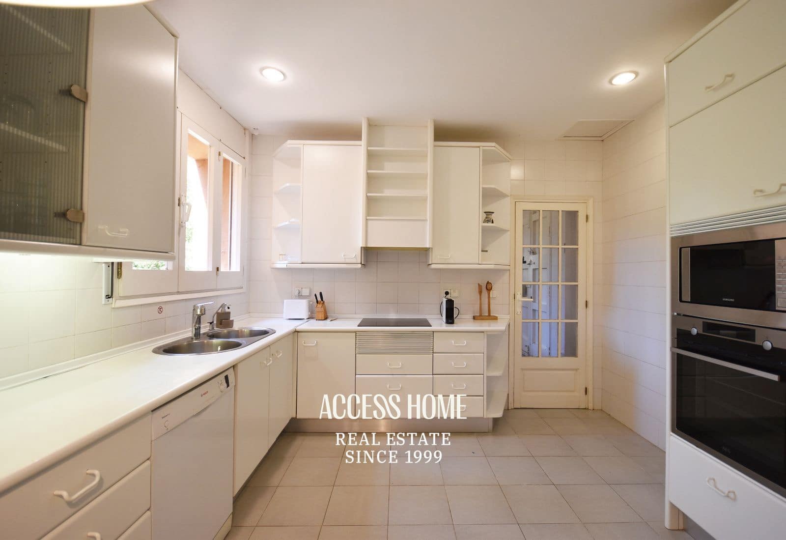 12 soverom Villa til salgs i Arenys de Munt med svømmebasseng - € 2 350 000 (Ref: 9976587)
