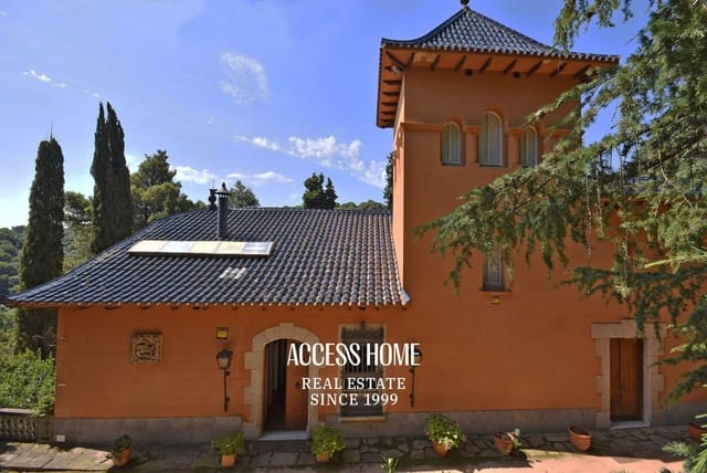 12 soverom Villa til salgs i Arenys de Munt med svømmebasseng - € 2 350 000 (Ref: 9976587)