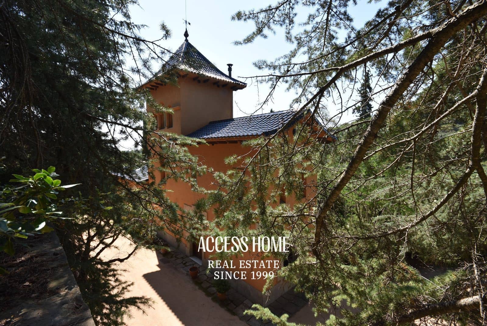12 soverom Villa til salgs i Arenys de Munt med svømmebasseng - € 2 350 000 (Ref: 9976587)