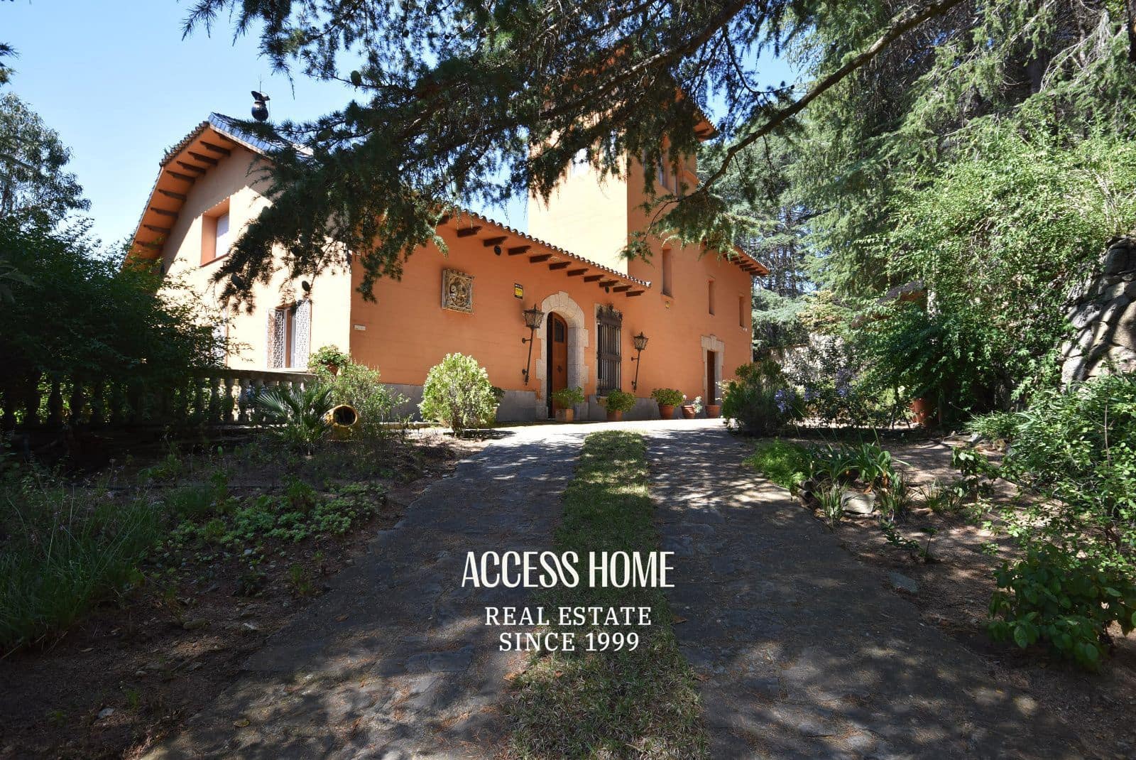 12 soverom Villa til salgs i Arenys de Munt med svømmebasseng - € 2 350 000 (Ref: 9976587)