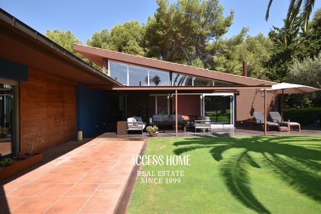 6 soveværelse Villa til salg i Sant Vicenç de Montalt med swimmingpool garage - € 2.300.000 (Ref: 9983941)