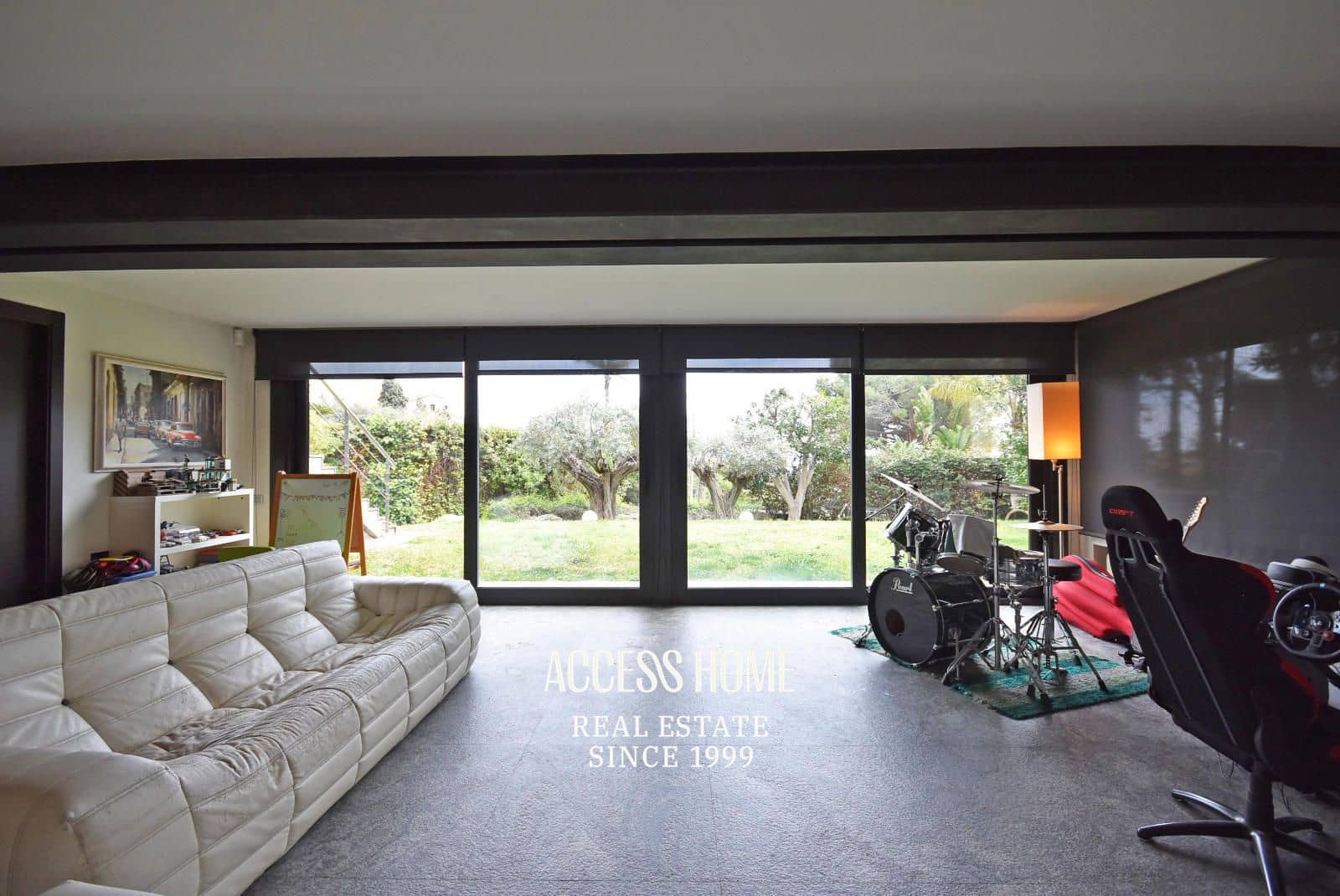3 bedroom Villa for sale in Premia de Dalt with garage - € 1,149,000 (Ref: 9984032)
