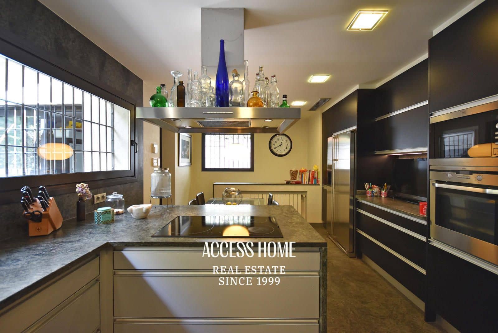 3 bedroom Villa for sale in Premia de Dalt with garage - € 1,149,000 (Ref: 9984032)