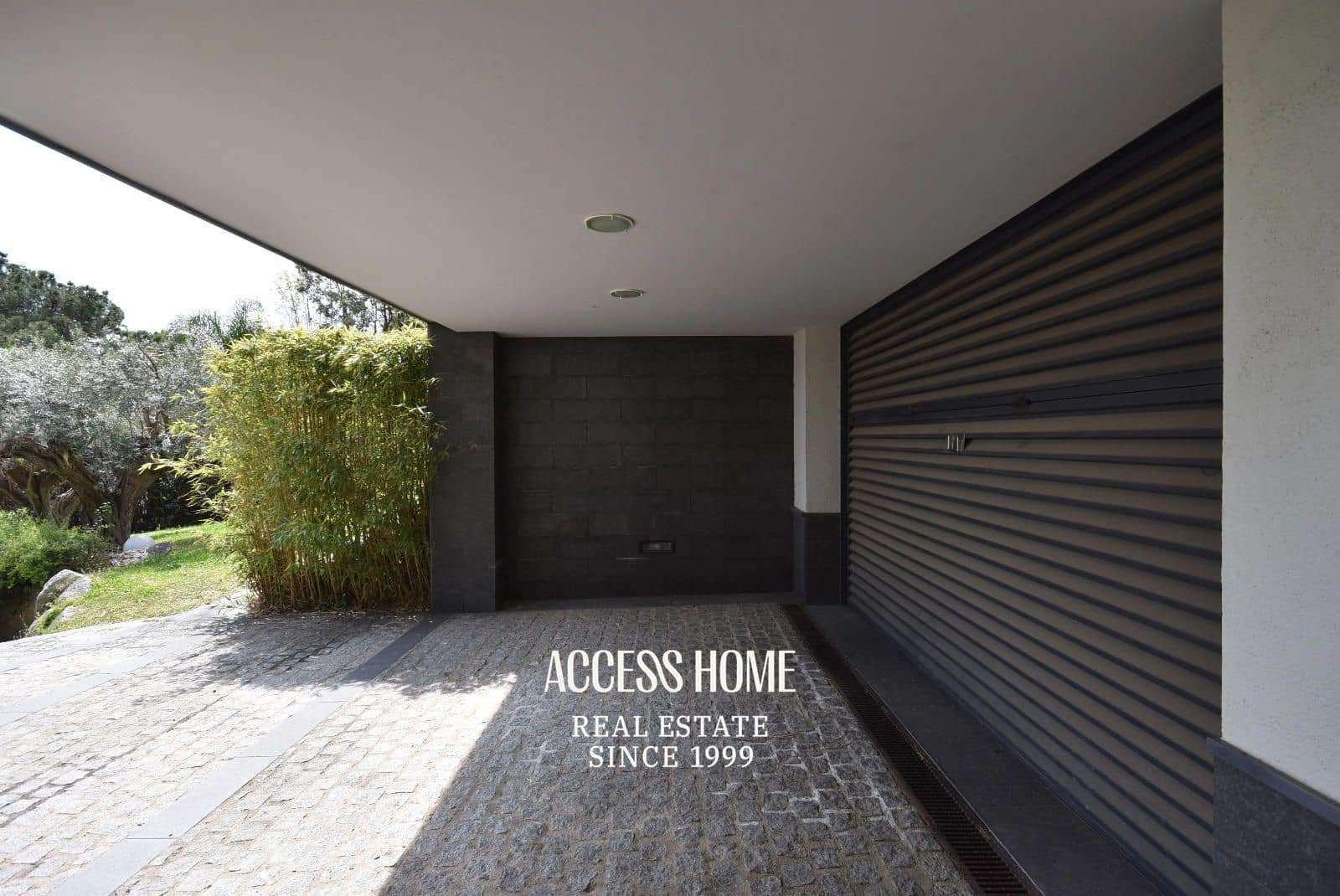 3 bedroom Villa for sale in Premia de Dalt with garage - € 1,149,000 (Ref: 9984032)