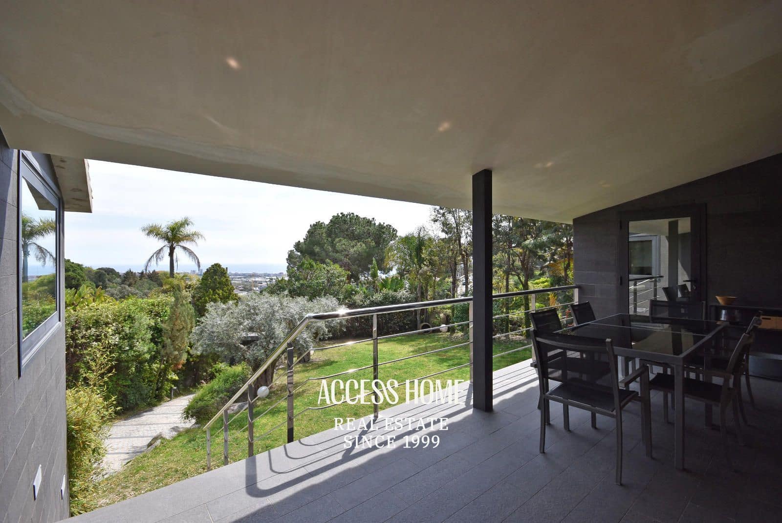 3 bedroom Villa for sale in Premia de Dalt with garage - € 1,149,000 (Ref: 9984032)