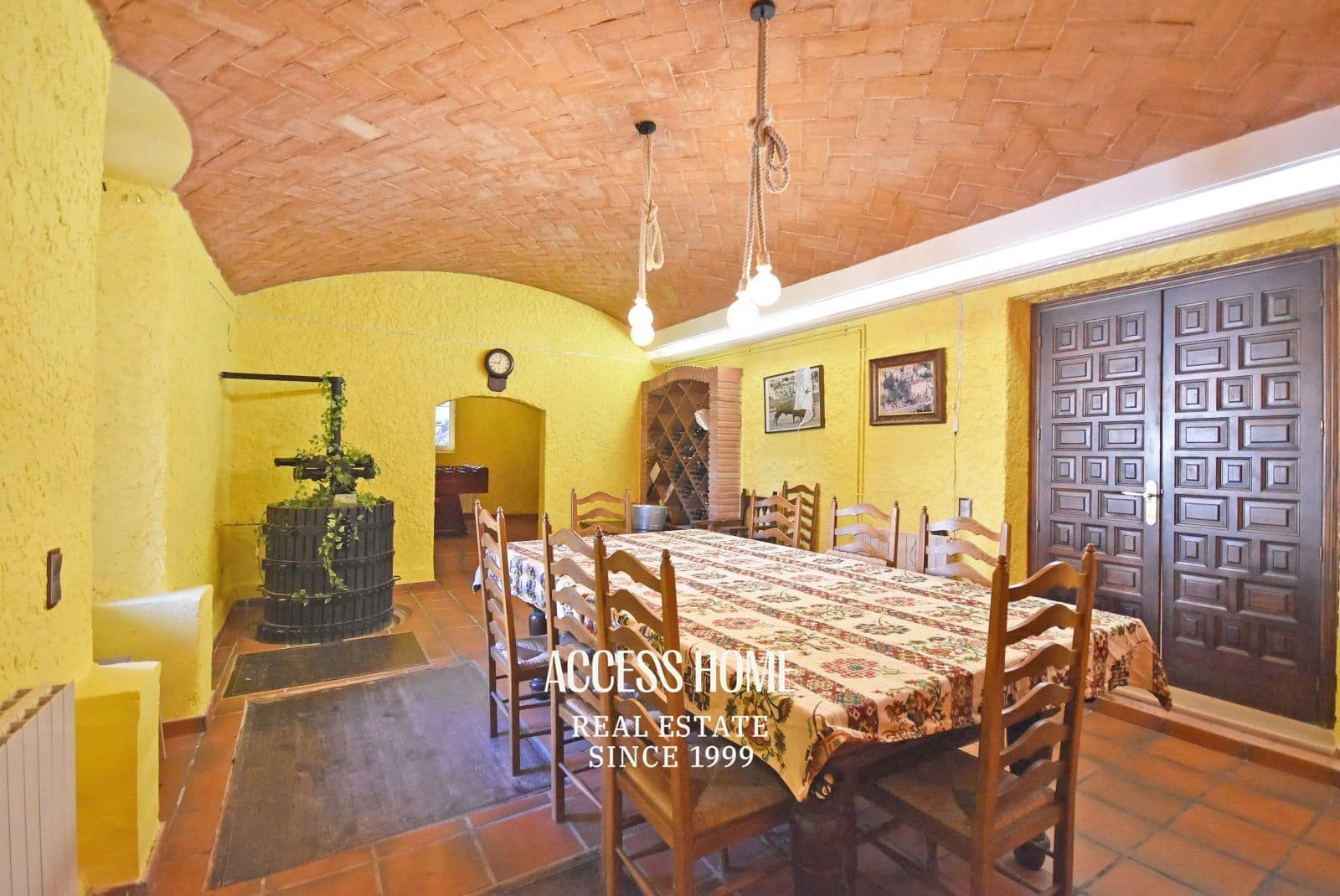 11 sypialnia Willa na sprzedaż w Teia z basenem garażem - 1 800 000 € (Ref: 9997659)