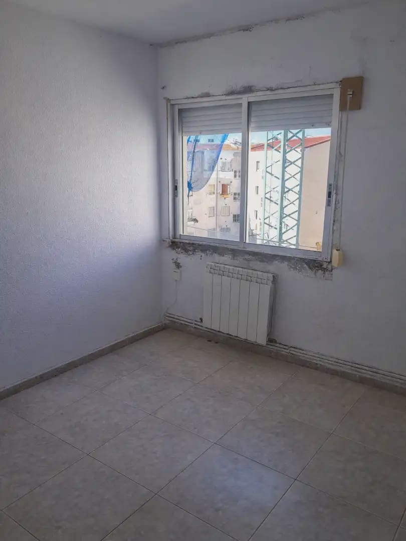 3 quarto Apartamento para venda em Mostoles - 185 000 € (Ref: 10030988)