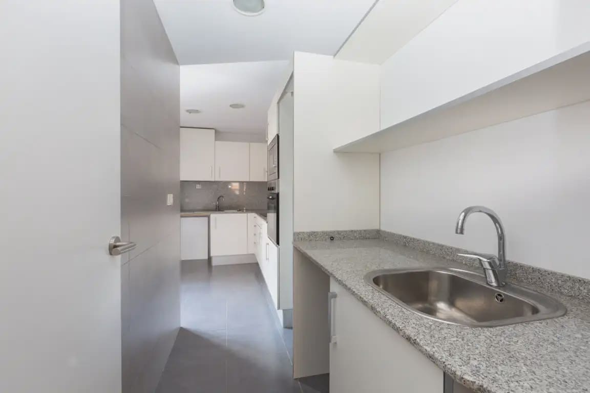 Piso de 3 habitaciones en Girona ciudad en venta - 334.490 € (Ref: 10030991)