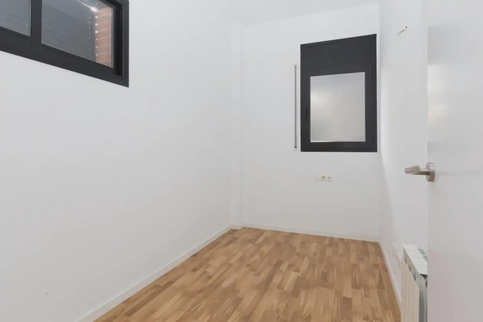 Piso de 3 habitaciones en Girona ciudad en venta - 334.490 € (Ref: 10030991)