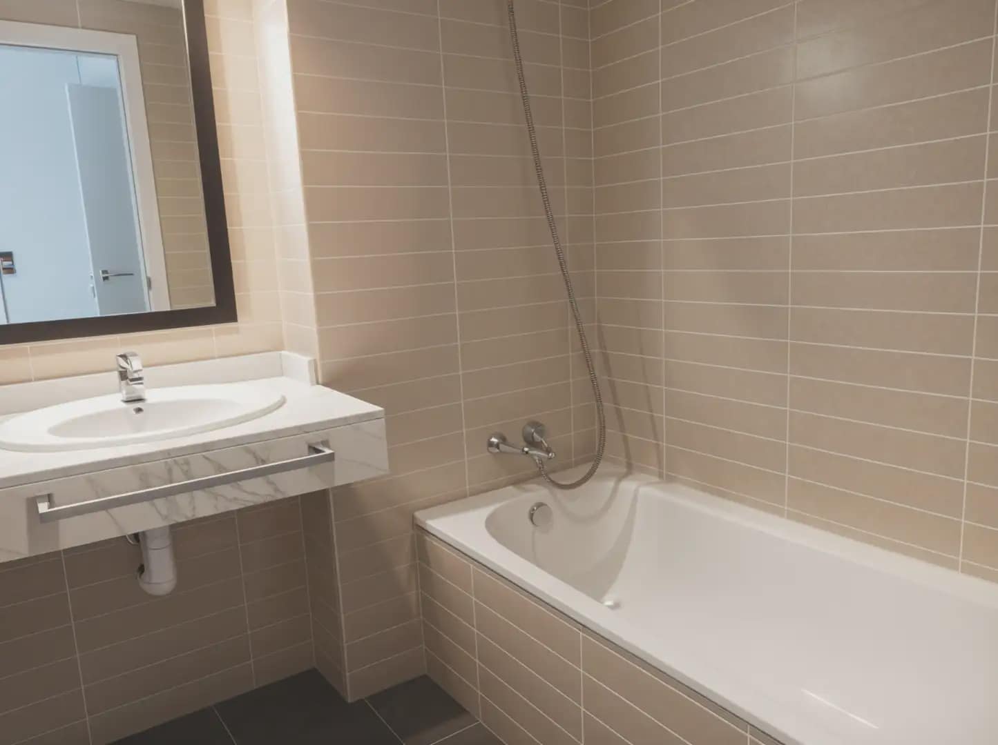 Piso de 3 habitaciones en Girona ciudad en venta - 334.490 € (Ref: 10030991)