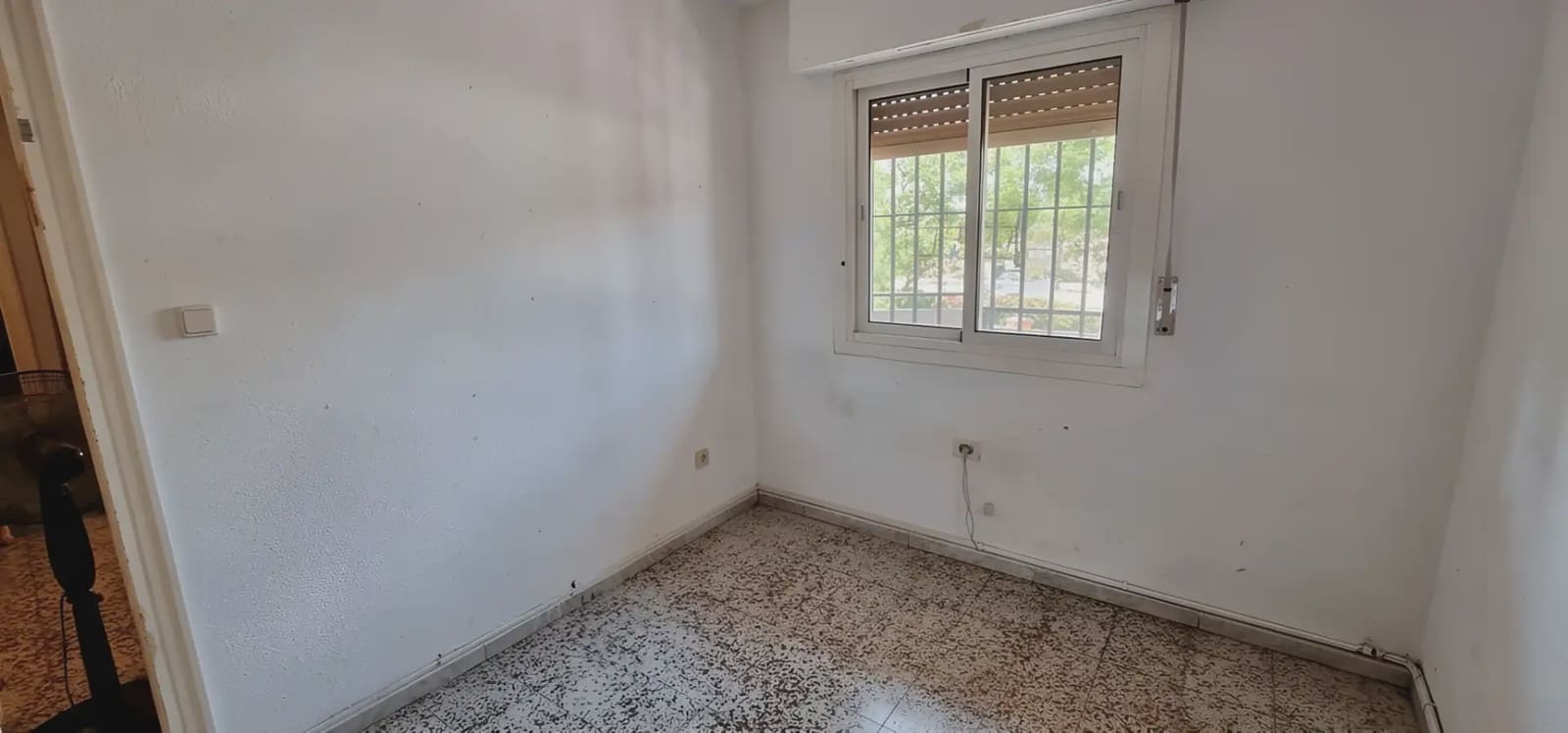 3 Zimmer Wohnung zu verkaufen in Malaga Stadt mit Pool Garage - 250.000 € (Ref: 10030992)