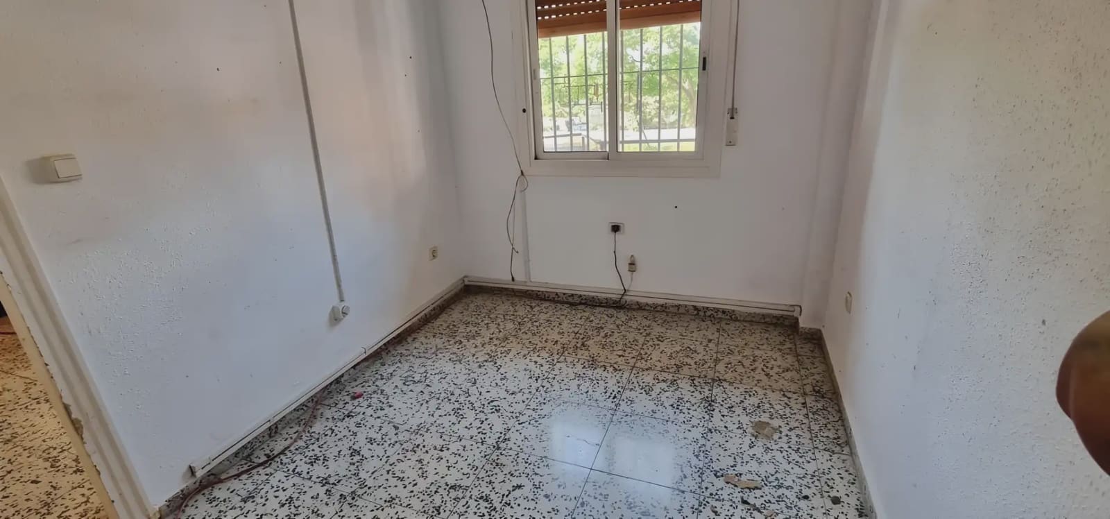 3 Zimmer Wohnung zu verkaufen in Malaga Stadt mit Pool Garage - 250.000 € (Ref: 10030992)