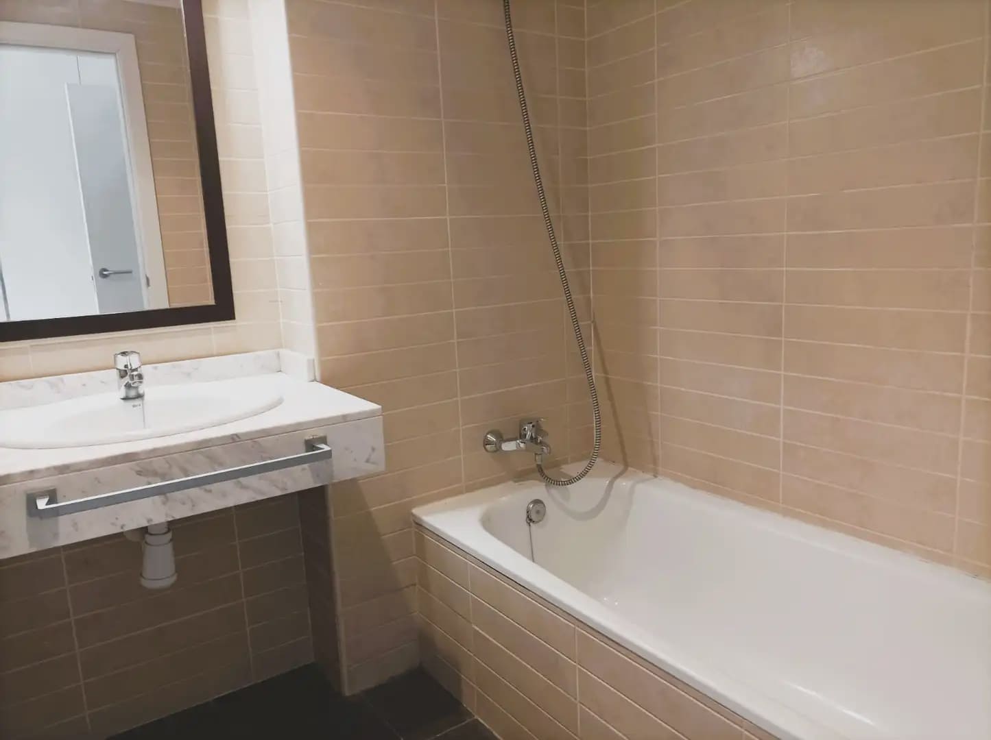 Piso de 3 habitaciones en Girona ciudad en venta - 260.256 € (Ref: 10030993)