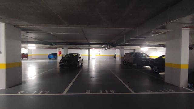 Garage til salg i Santander - € 9.000 (Ref: 8661180)