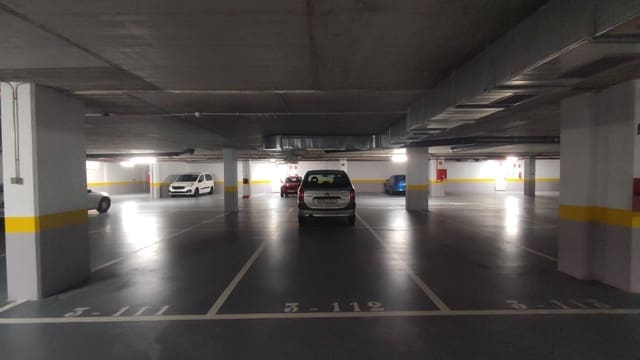 Garage til salg i Santander - € 9.000 (Ref: 8661180)