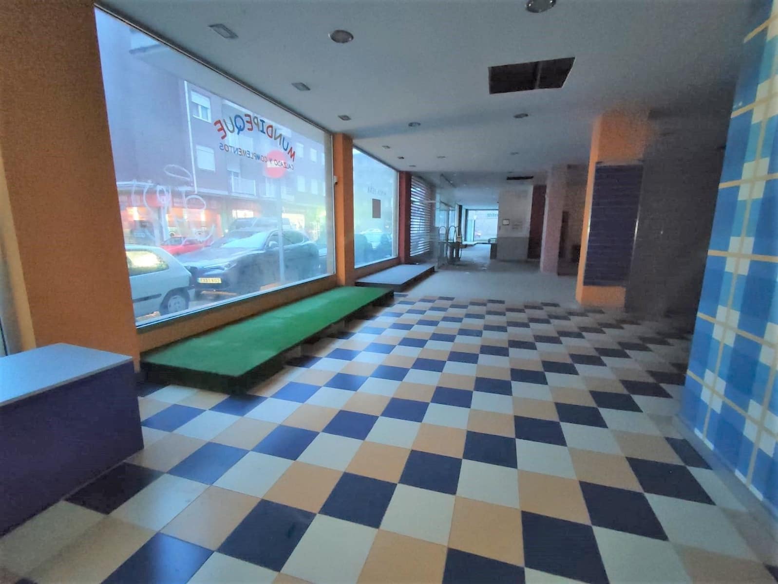 Commercial for sale in Los Corrales de Buelna - € 203,500 (Ref: 8727099)