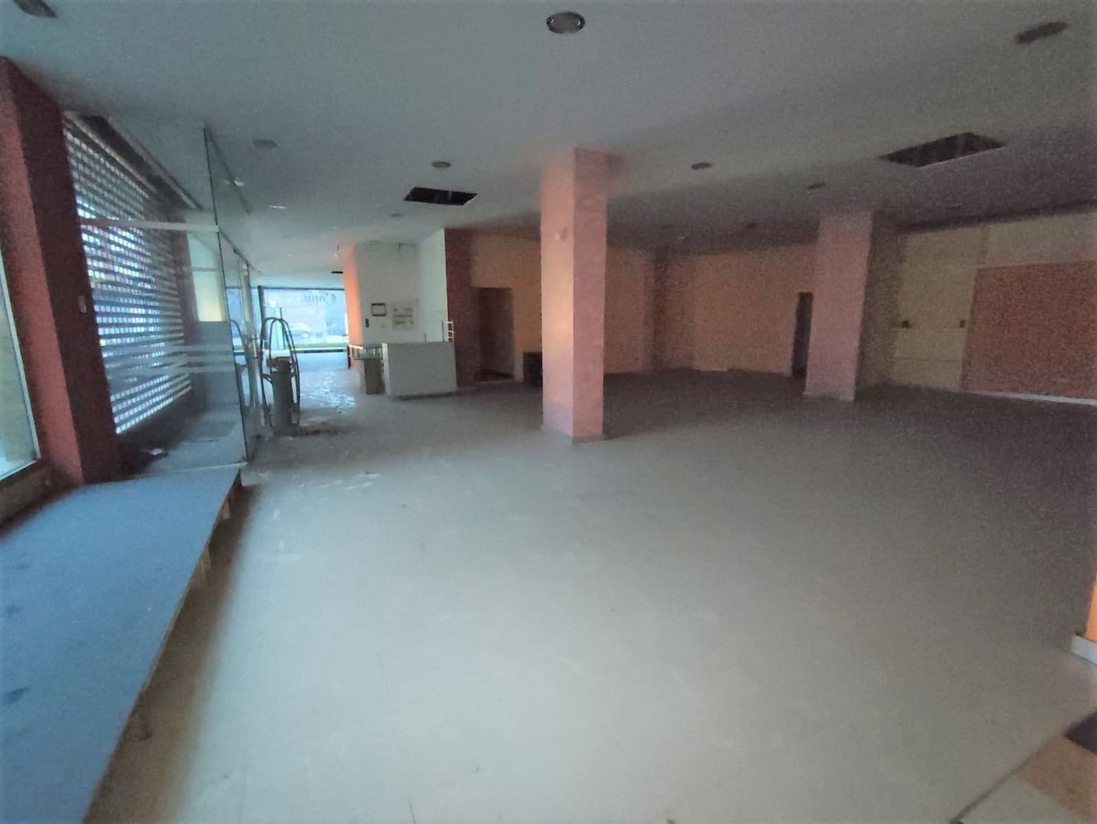 Commercial for sale in Los Corrales de Buelna - € 203,500 (Ref: 8727099)