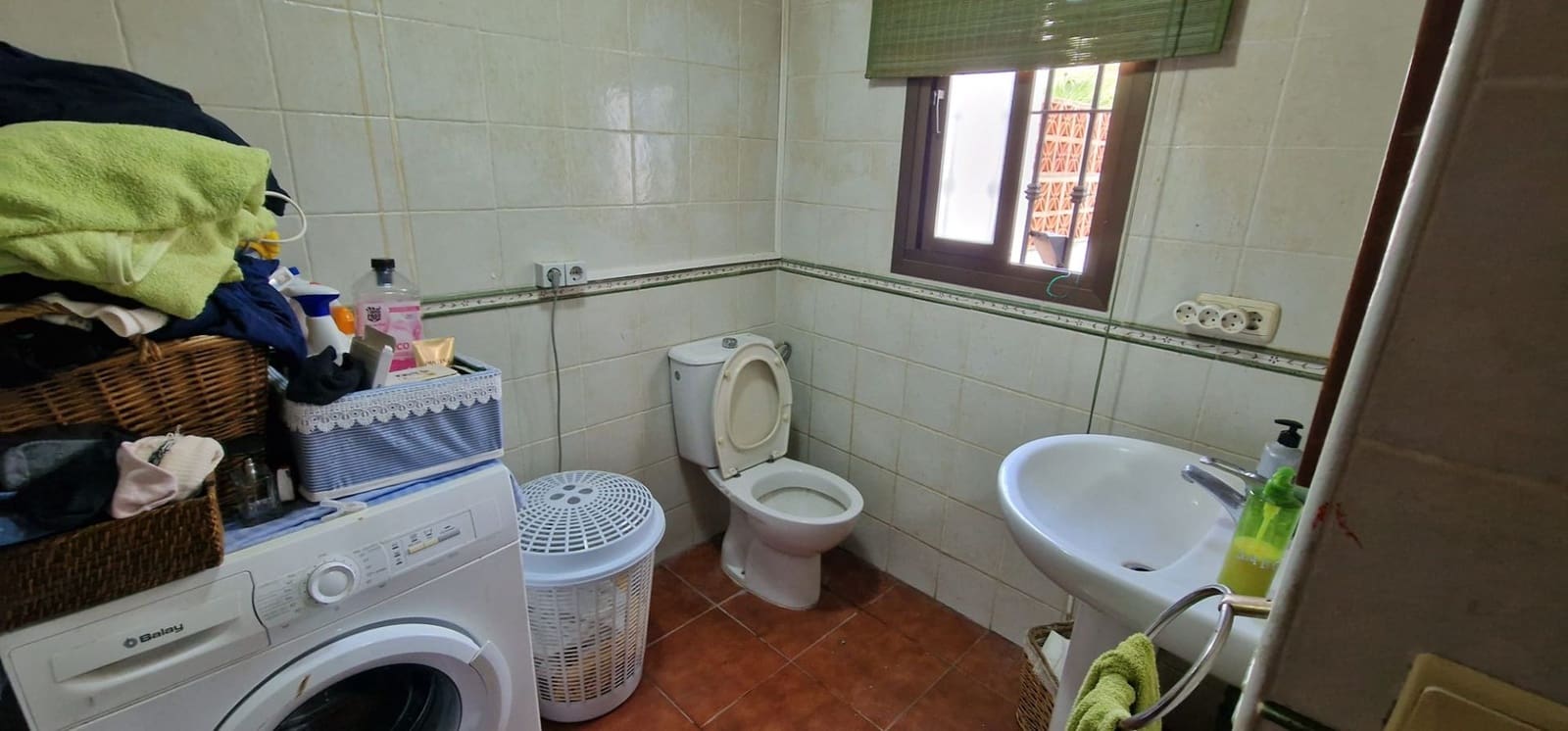 4 quarto Moradia Geminada para venda em Manilva - 295 000 € (Ref: 8882288)