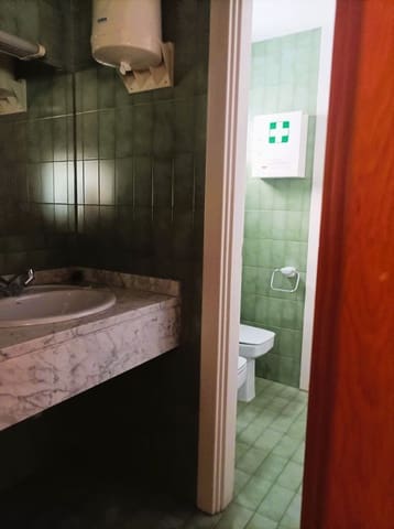 Comercial para venda em Arnuero - 155 400 € (Ref: 8998323)