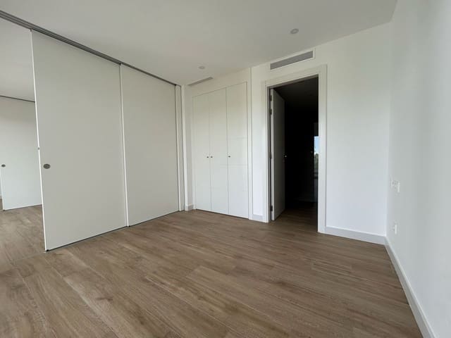 2 makuuhuone Asunto myytävänä paikassa Casares Pueblo, Casares mukana uima-altaan - 335 000 € (Ref: 8998328)