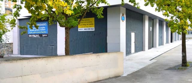 Kaupallinen myytävänä paikassa Bilbao - 82 000 € (Ref: 8998331)