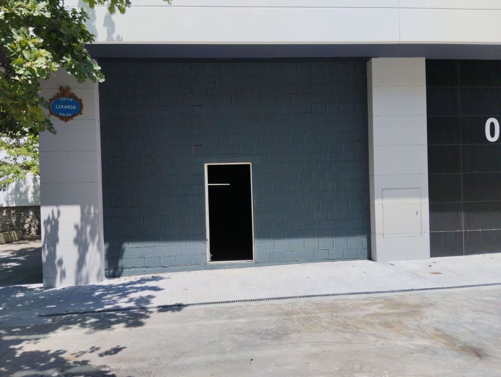 Erhverv til salg i Bilbao - € 82.000 (Ref: 8998331)