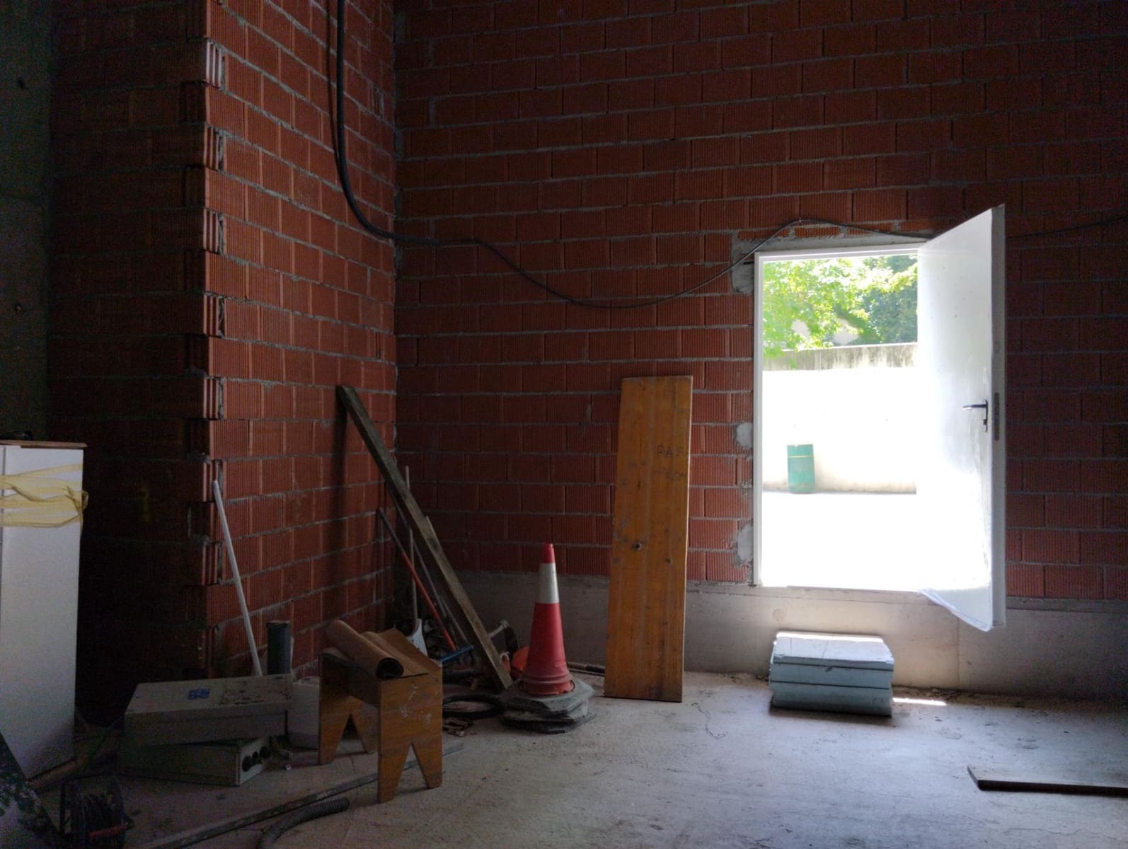 Erhverv til salg i Bilbao - € 82.000 (Ref: 8998331)