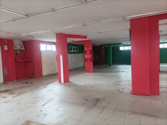 Kaupallinen myytävänä paikassa Guriezo - 158 100 € (Ref: 8998333)