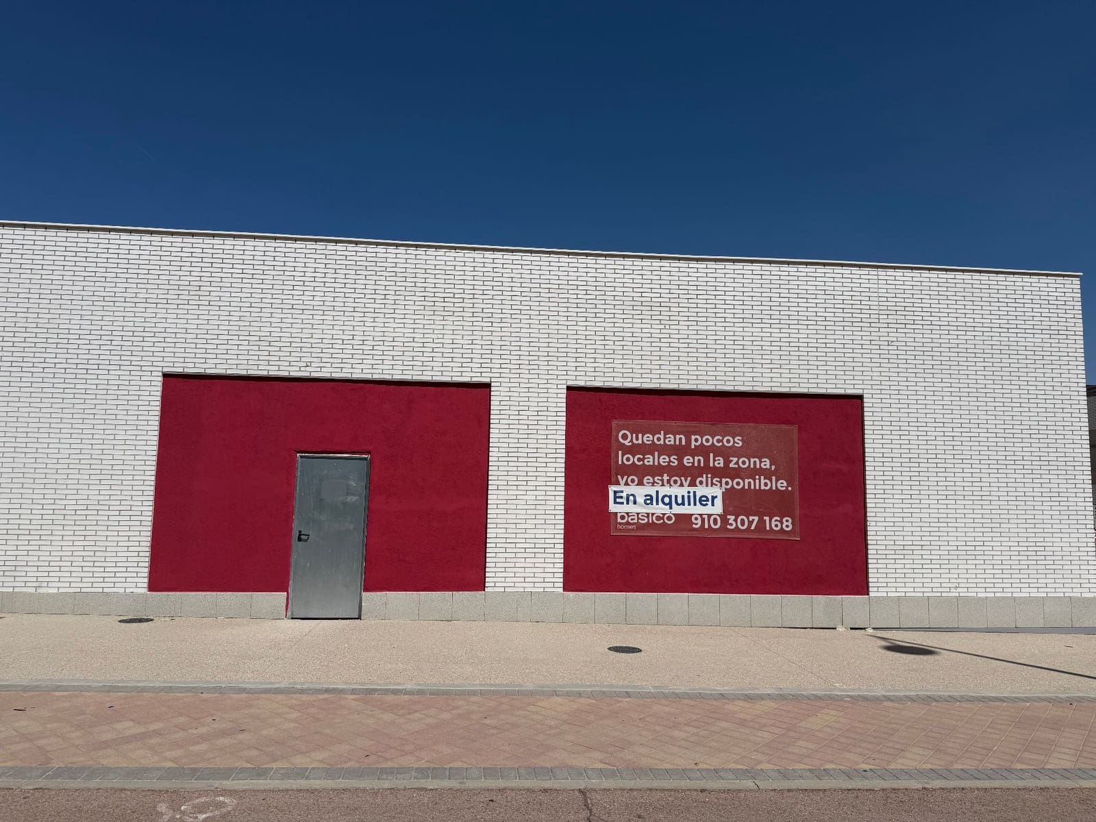 Commerciale da affittare in Tres Cantos - 2.500 € (Rif: 8998336)