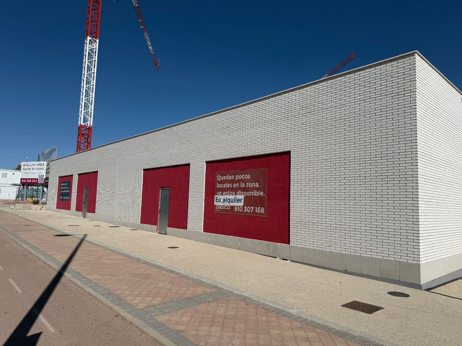 Commerciale da affittare in Tres Cantos - 2.500 € (Rif: 8998336)