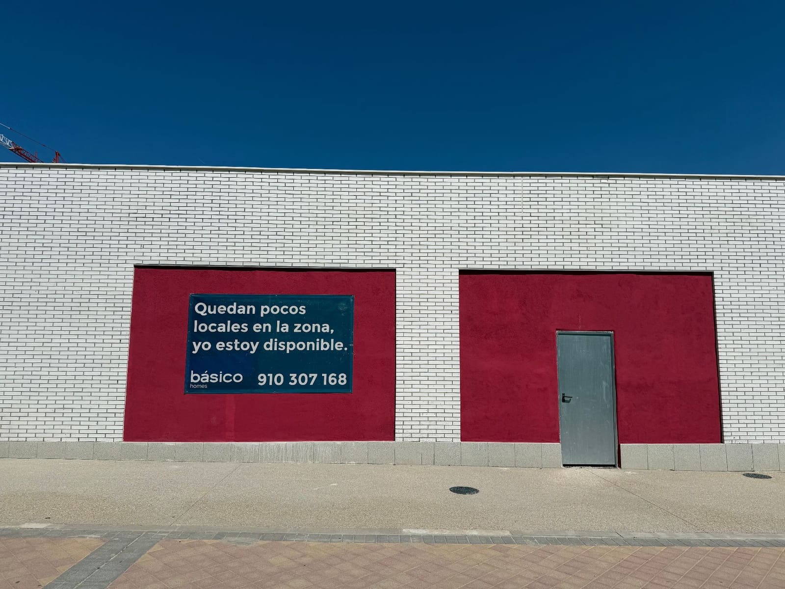 Commerciale da affittare in Tres Cantos - 2.500 € (Rif: 8998336)