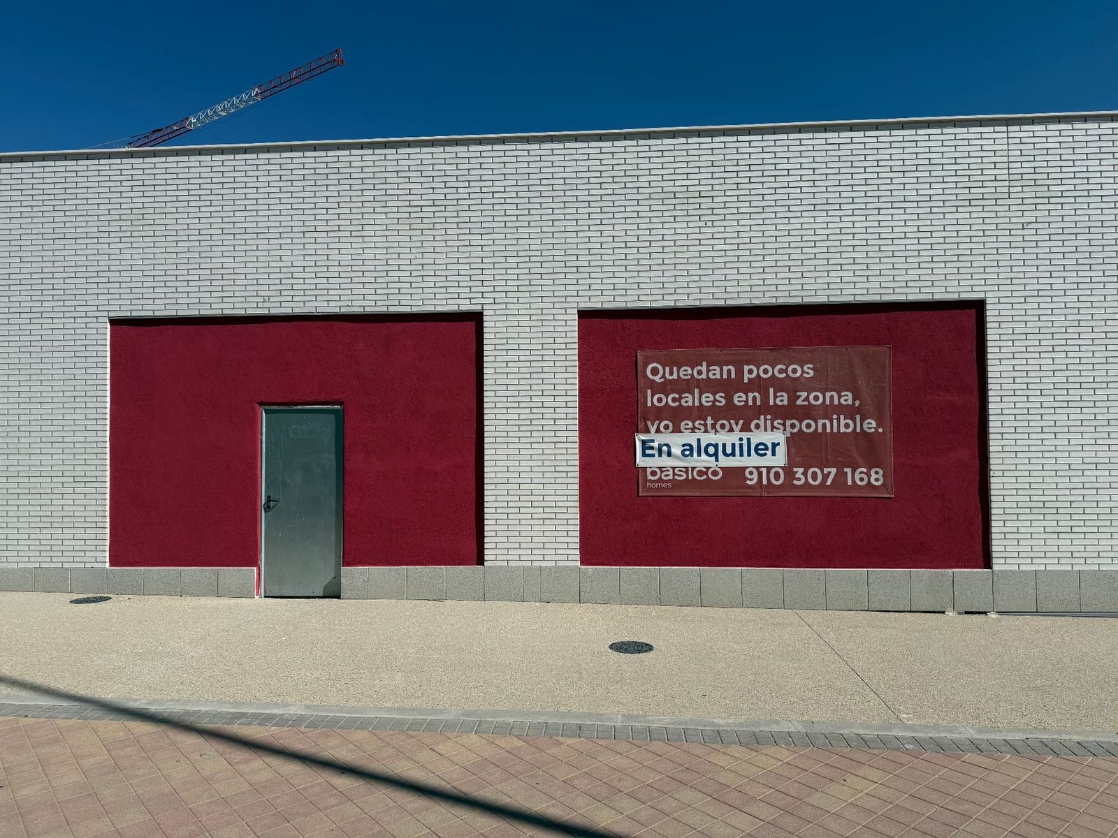 Commerciale da affittare in Tres Cantos - 2.500 € (Rif: 8998336)