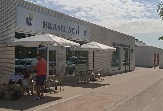 Commercial for rent in Tres Cantos - € 2,500 (Ref: 8998336)