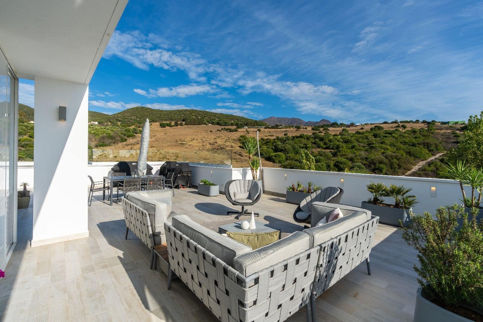 3 soverom Penthouse til salgs i Estepona med svømmebasseng garasje - € 790 000 (Ref: 8998342)