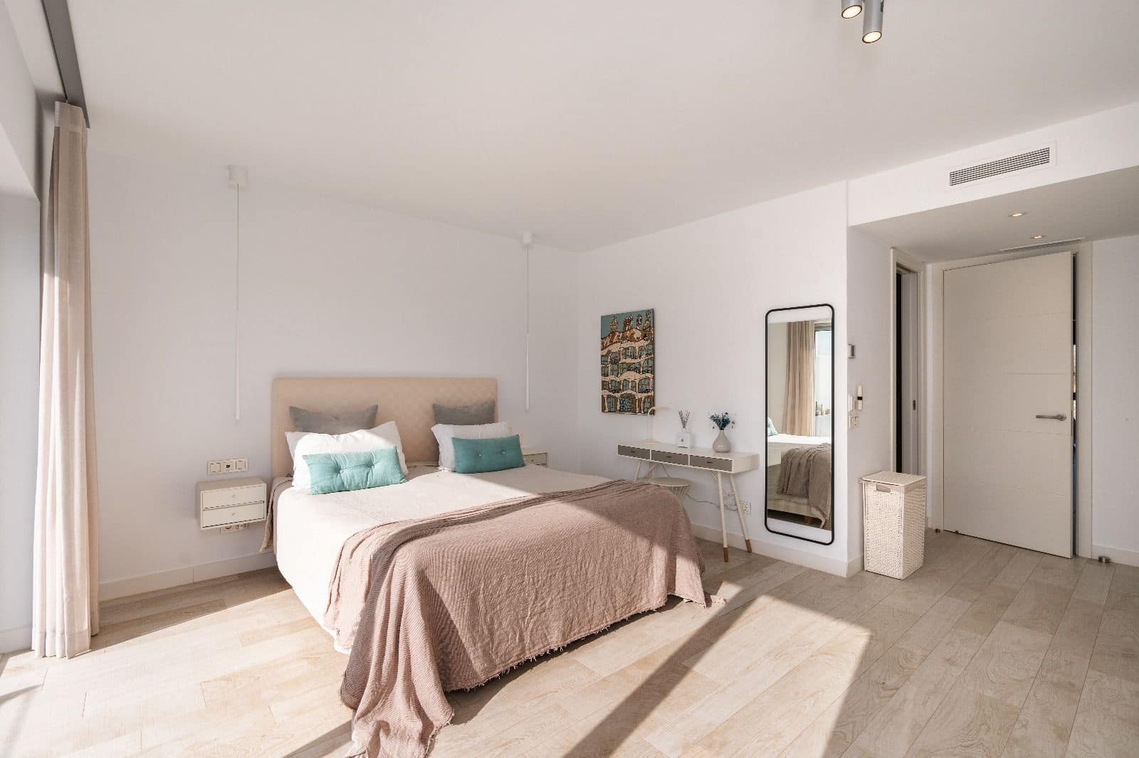 3 soverom Penthouse til salgs i Estepona med svømmebasseng garasje - € 790 000 (Ref: 8998342)