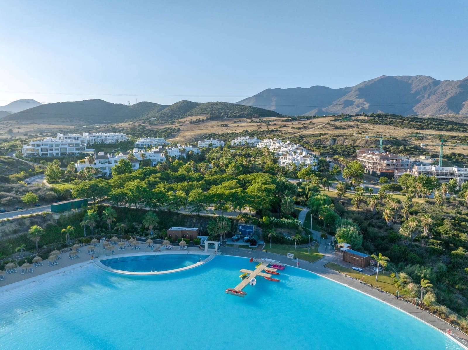 3 soverom Penthouse til salgs i Estepona med svømmebasseng garasje - € 790 000 (Ref: 8998342)