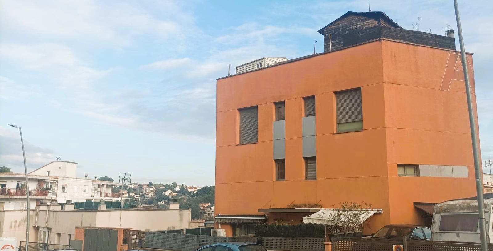 3 soveværelse Semi-Rækkehus til salg i Corbera de Llobregat - € 246.000 (Ref: 8998346)